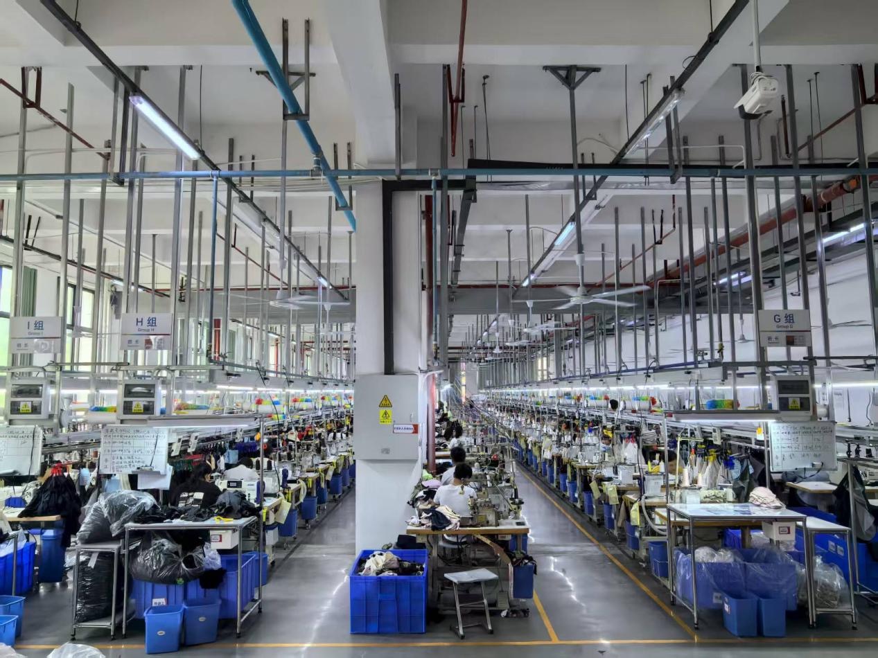 Bedding sewing workshop for production coordination